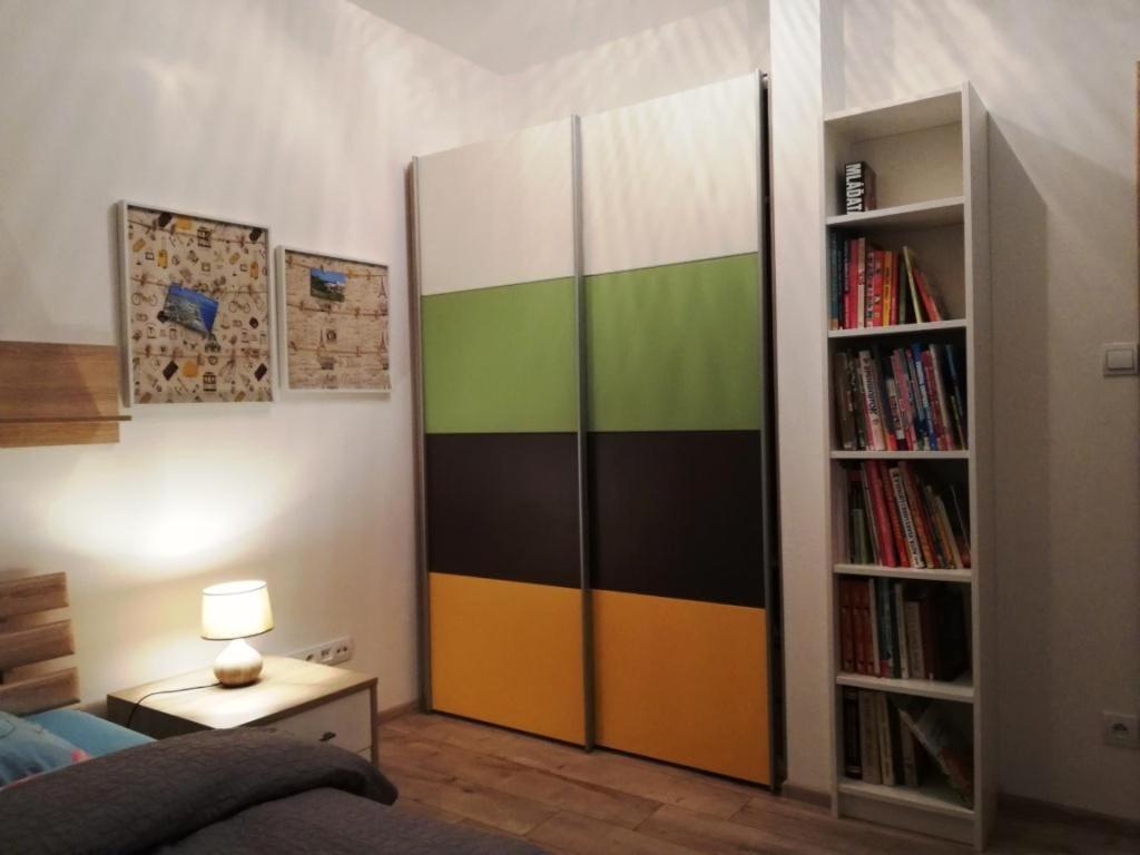 Apartmán Galeria Stastie Senec Exteriér fotografie